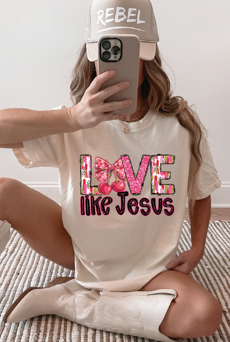 Love Like Jesus Tee